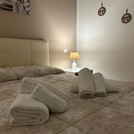 Lucia'S Rooms Syracuse Buitenkant foto