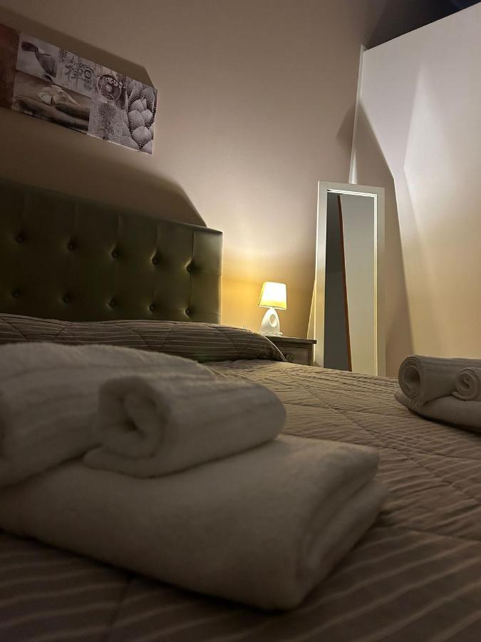 Lucia'S Rooms Syracuse Buitenkant foto